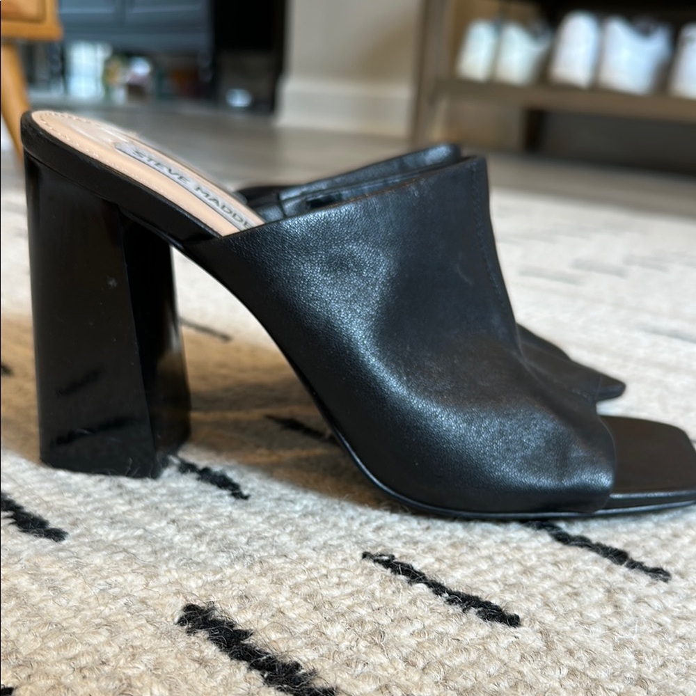 Steve Madden Black Women's Mules